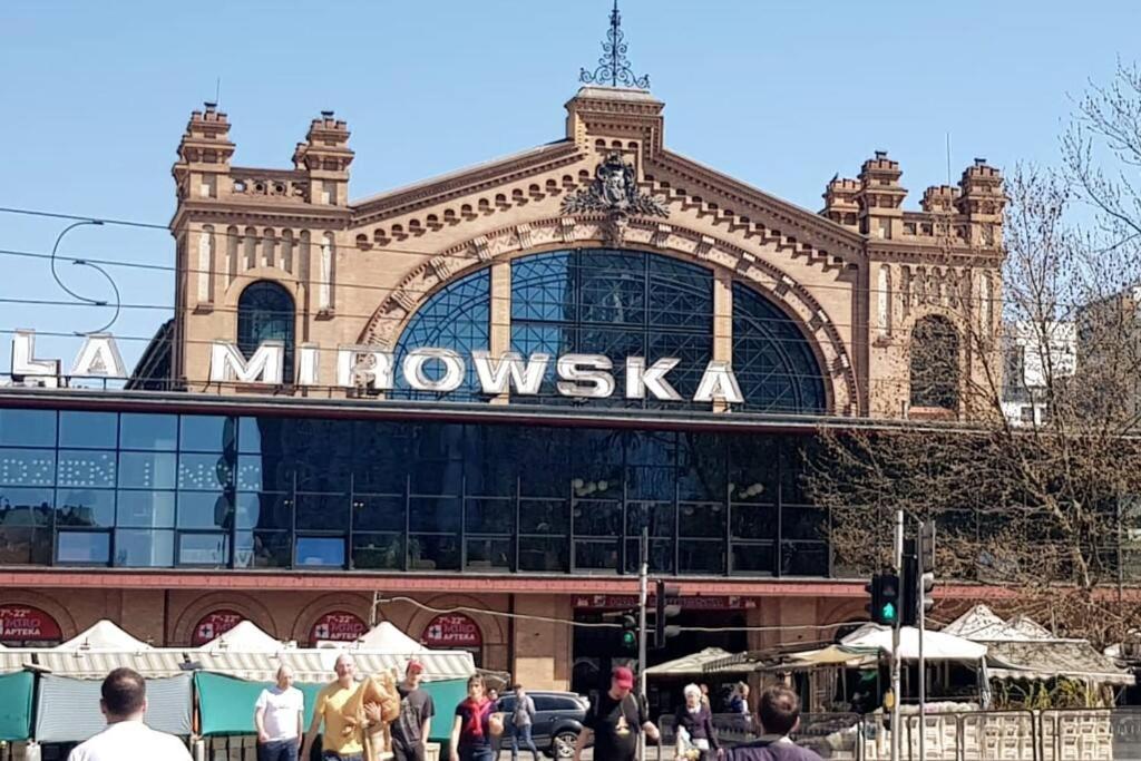 Rondo Onz Metro, Krochmalna 32A Street Warschau Buitenkant foto
